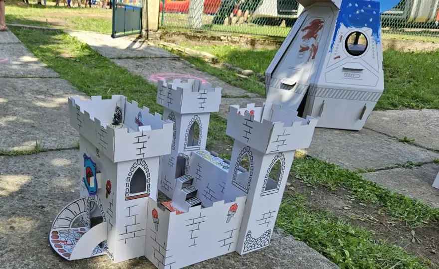 Kartonowe zabawki DIY: Kreatywne projekty i ekologiczna zabawa