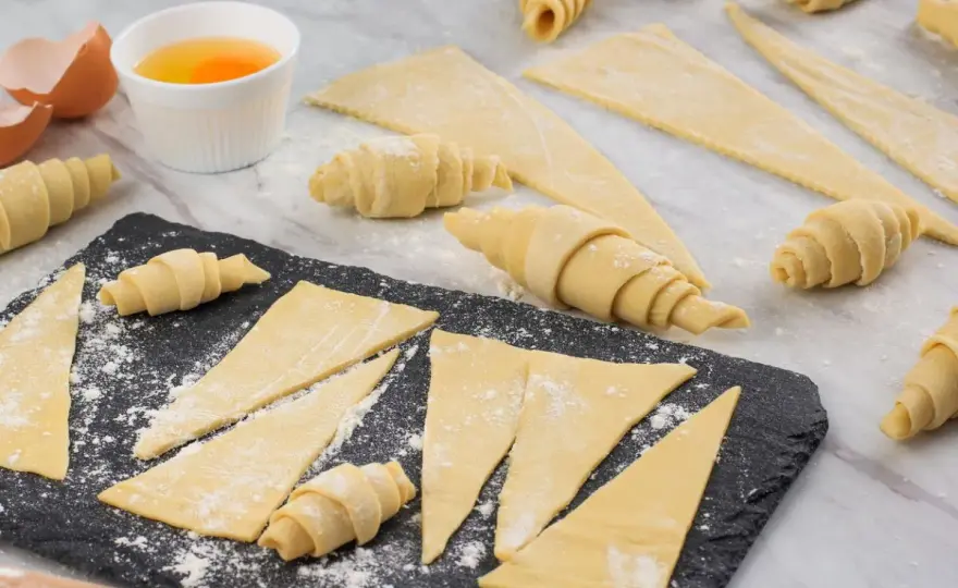 Cruasanes Caseros Perfectos - Receta, Trucos y Errores a Evitar