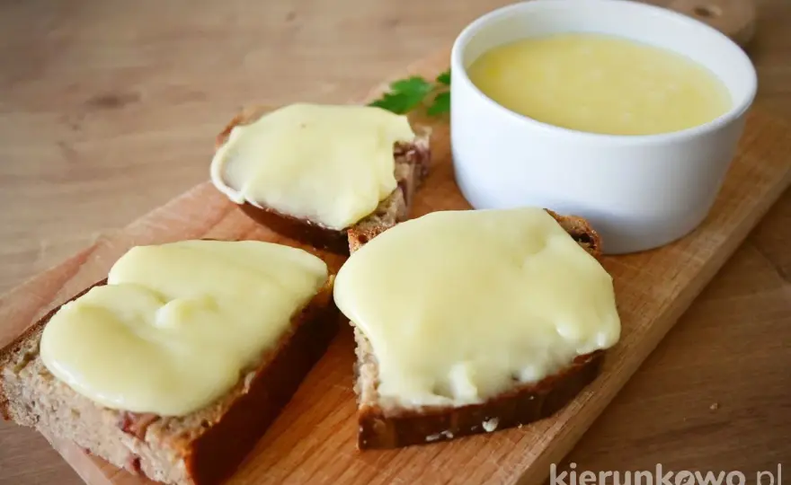 Domowy ser smażony - idealny przepis bez grudek!