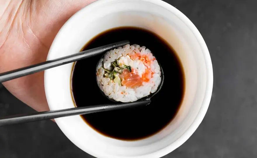 Sos do sushi - Shoyu, ponzu czy unagi? Dowiedz się, co wybrać