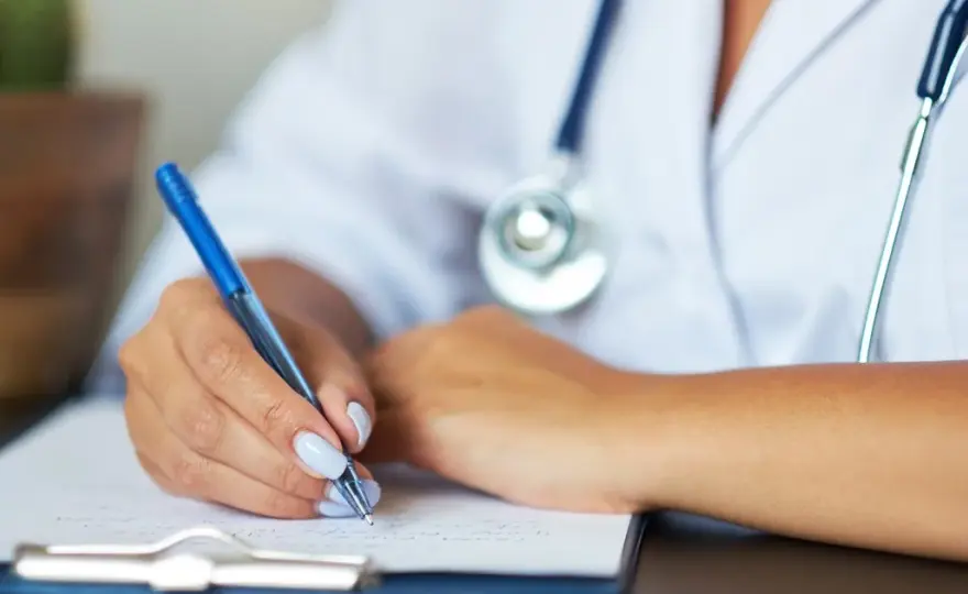 L4 od psychiatry ile płatne? Sprawdź, ile możesz stracić na zwolnieniu