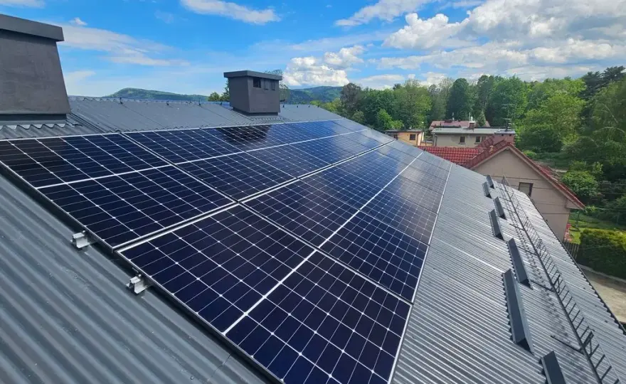 Instalacja fotowoltaiczna 6 kW – ile prądu naprawdę wyprodukuje?
