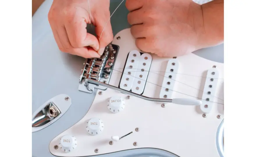 Co ile wymieniać struny w gitarze elektrycznej? Sprawdź!