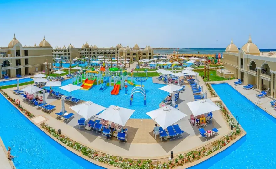 Titanic Royal Hurghada - Czy to hotel dla Ciebie? Sprawdź!