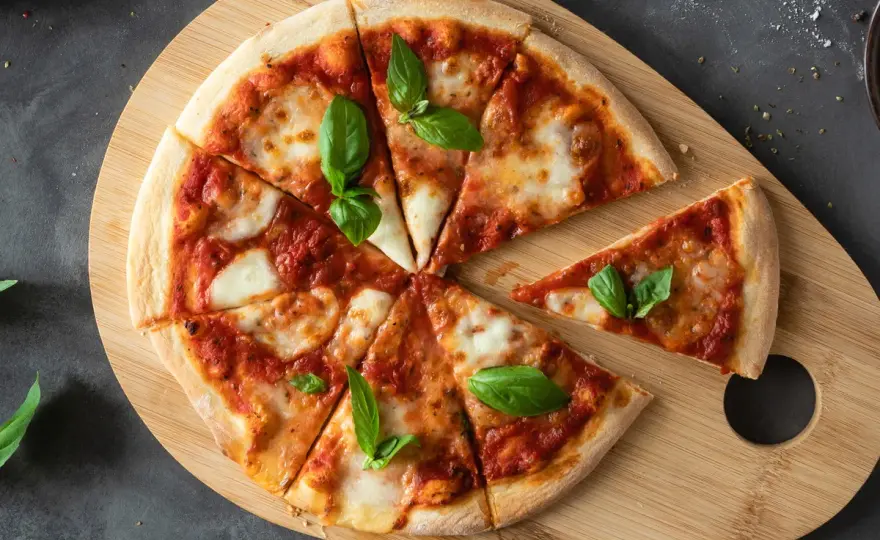 Ciasto na pizzę zawsze wychodzi - Prosty przepis i triki!