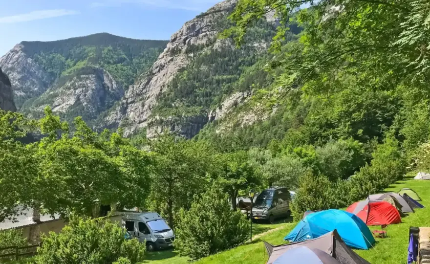 Camping en España - Cómo elegir el mejor para tu viaje
