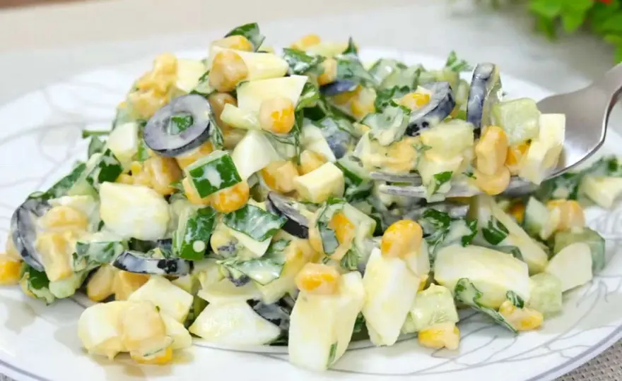 Insalata di cetrioli perfetta - La ricetta che non delude mai