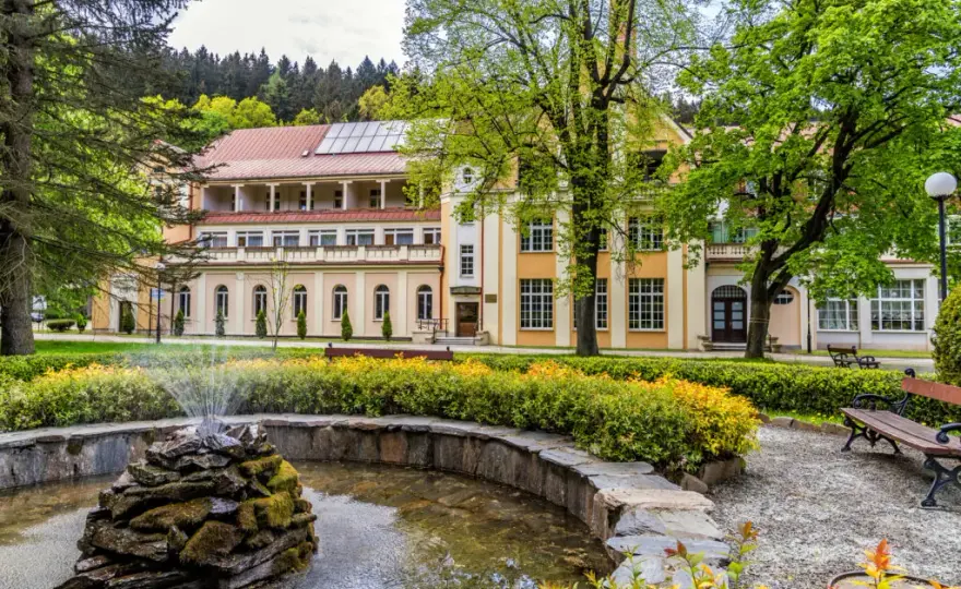 Duszniki-Zdrój: Atrakcje na każdą porę roku co warto zobaczyć?