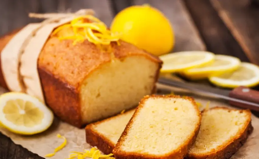 Tradycyjna babka piaskowa - Jak upiec puszyste ciasto bez błędów?