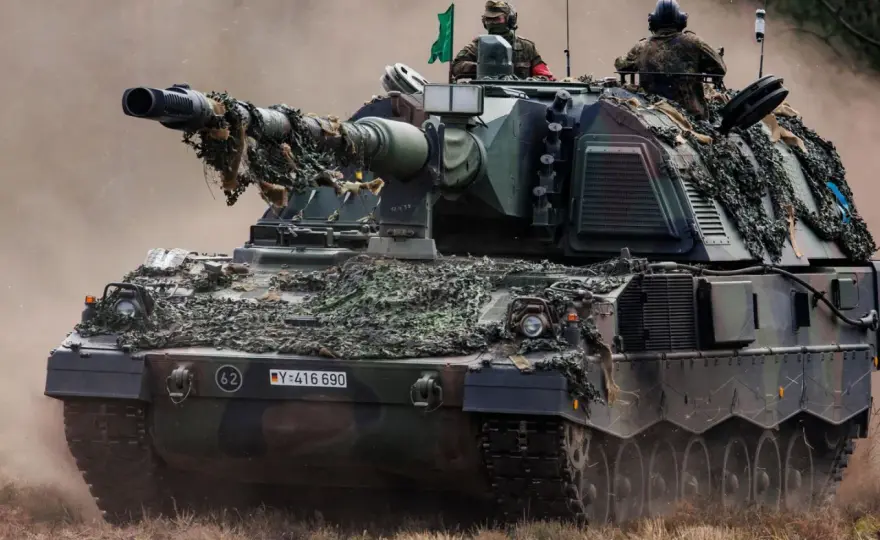 Panzerhaubitze 3000 – Was steckt hinter dem Namen?
