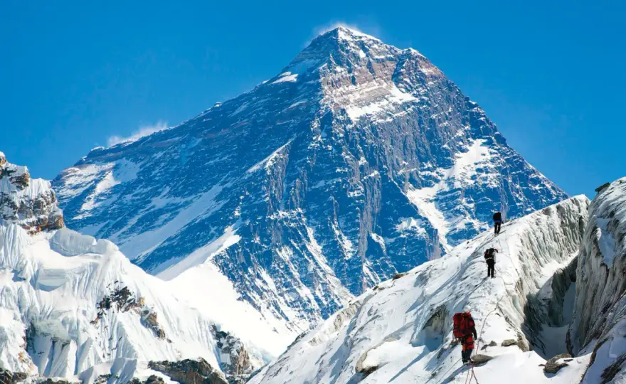 Mount Everest w jakim kraju? Odkryj tajemnice najwyższej góry świata