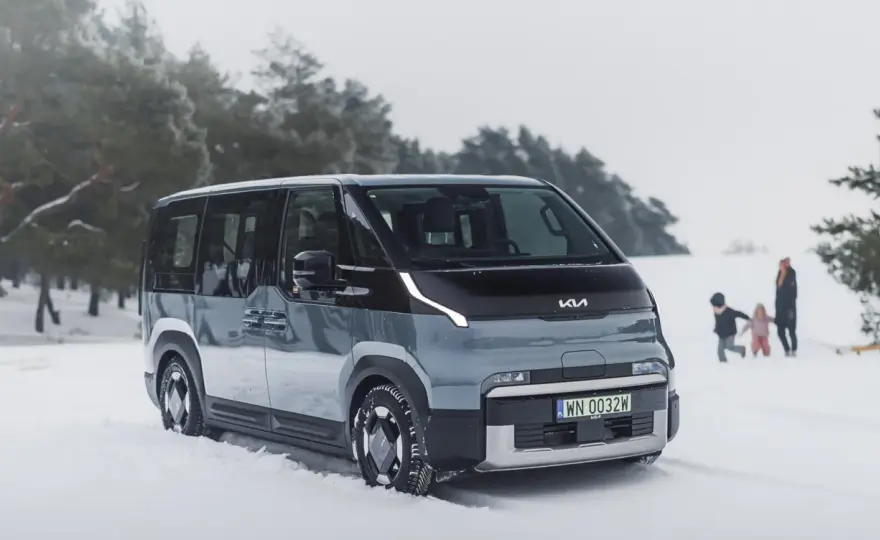 Kia PV5 - Czy ten elektryczny van to rewolucja dla Twojej firmy?