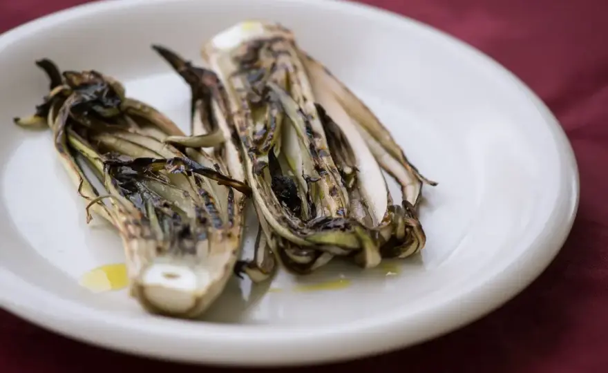 Radicchio in friggitrice ad aria - croccante e perfetto coi formaggi