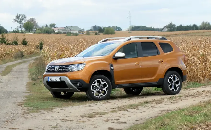 Dacia Duster 1.6 benzyna - Czy warto? Analiza i porady!