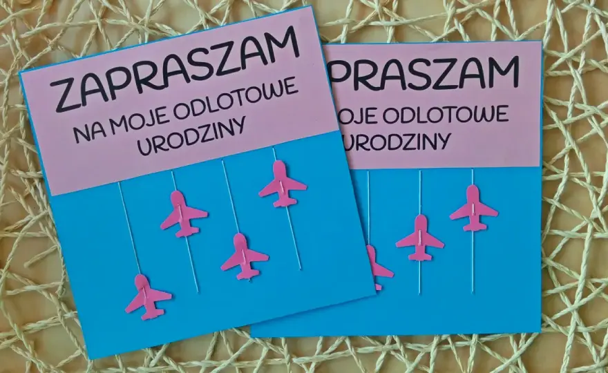 Jak napisać zaproszenie na 8. urodziny? Wzory i kreatywne pomysły