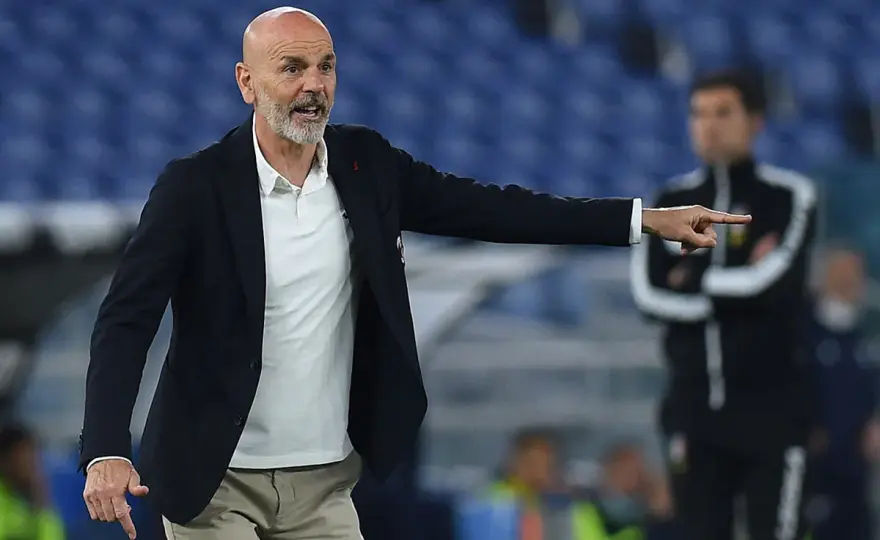 Stefano Pioli - Trener, który dzieli. Analiza kariery i stylu