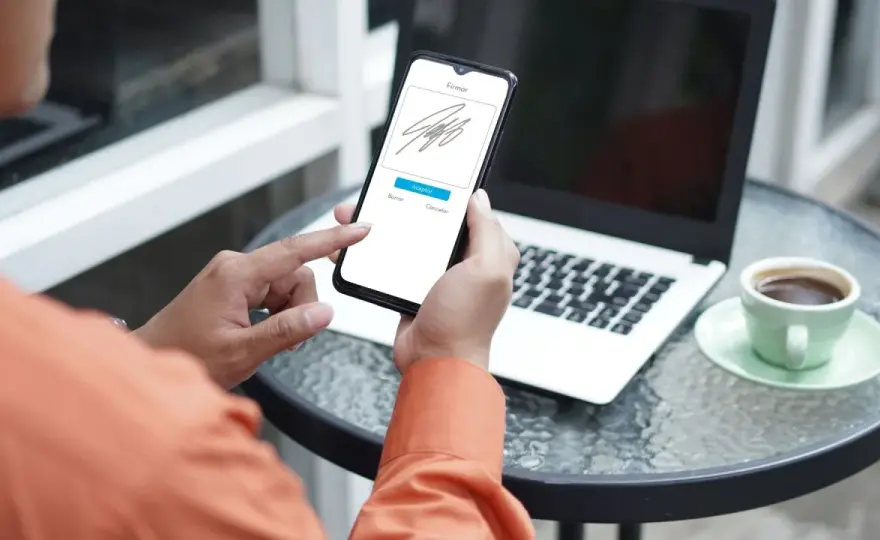 Firma documentos online en España - Guía completa y legal