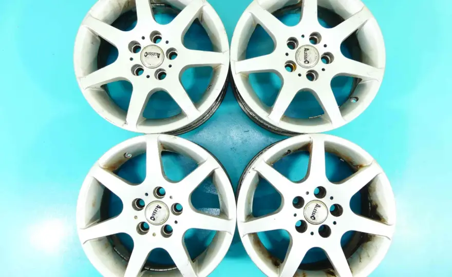 Golf IV - jak dobrać felgi? Rozstaw śrub 5x100 i ET