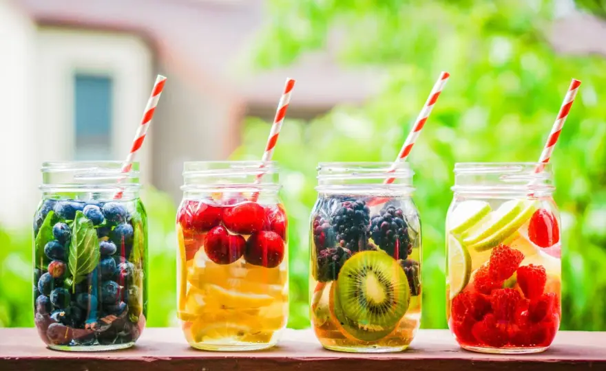 Acqua detox - Funziona davvero? Ricette e benefici reali