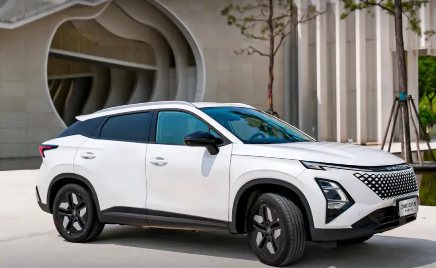 Omoda Hybrid - Która hybryda dla Ciebie? Porównanie modeli