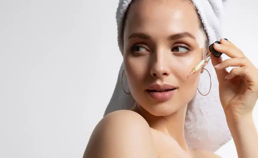 Biotaniqe Age Control serum: Skład, efekty, cena. Czy to Twój hit?