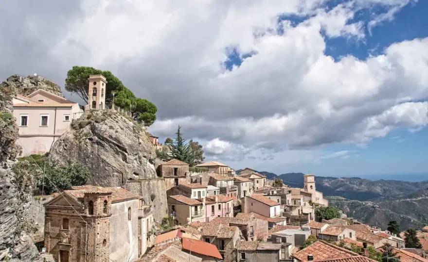 Calabria Towns - Where to Stay & What to See