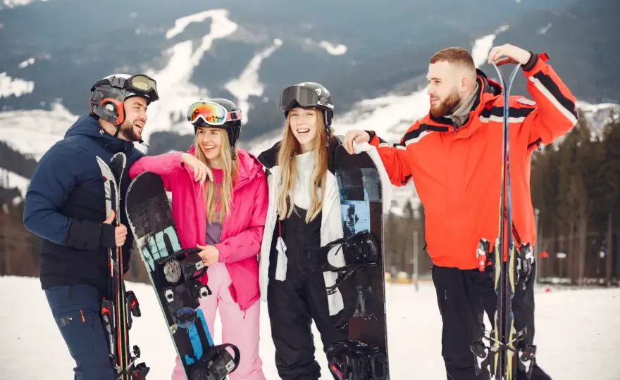 Narty czy snowboard co szybsze? Odkryj prawdę o prędkości!
