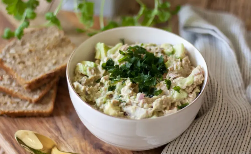Pasta z awokado i tuńczyka - Przepis idealny?