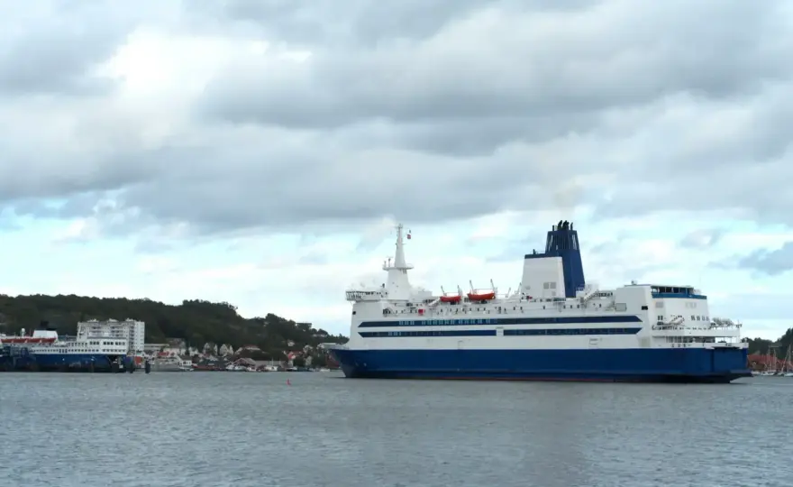 Prom Dover - Calais czy Dunkierka? Wybierz mądrze!