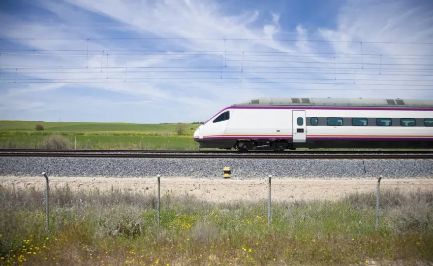 Tren A Coruña-Madrid - Guía completa para tu viaje