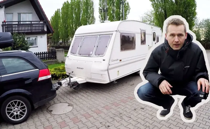 Jak zapakować przyczepę kempingową, aby uniknąć niebezpieczeństw podczas jazdy