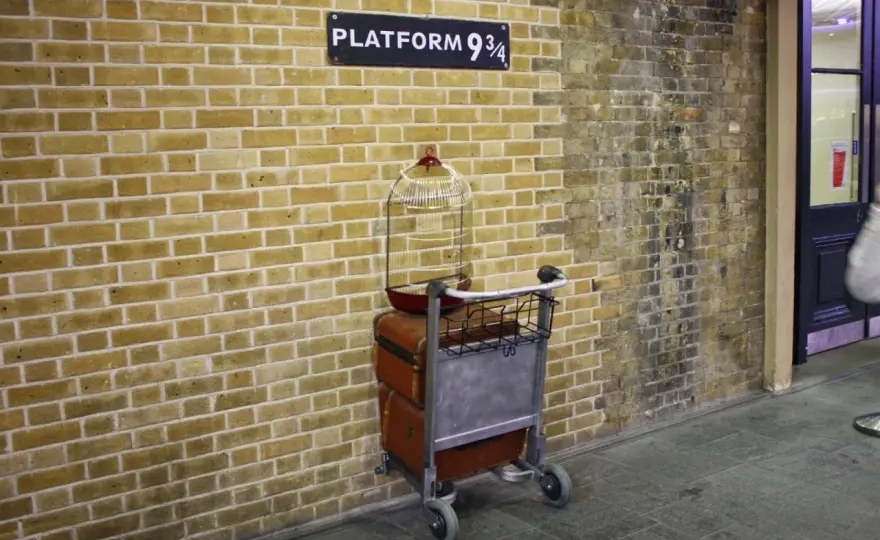 King's Cross Harry Potter - Peron 9¾. Jak zwiedzać?