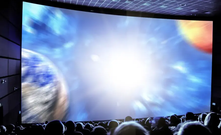 Kino 2D vs 3D: Który format wybrać? Poradnik