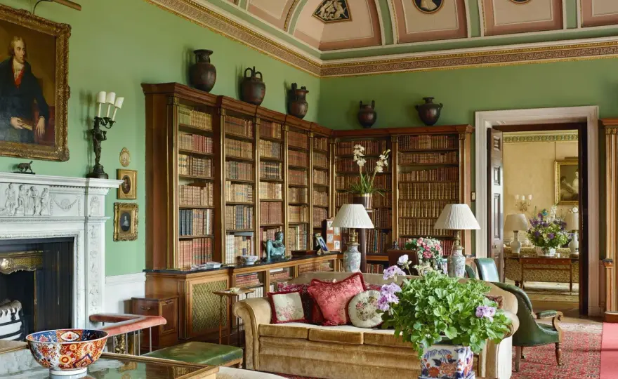 English Country Style - Create a Timeless, Lived-In Home