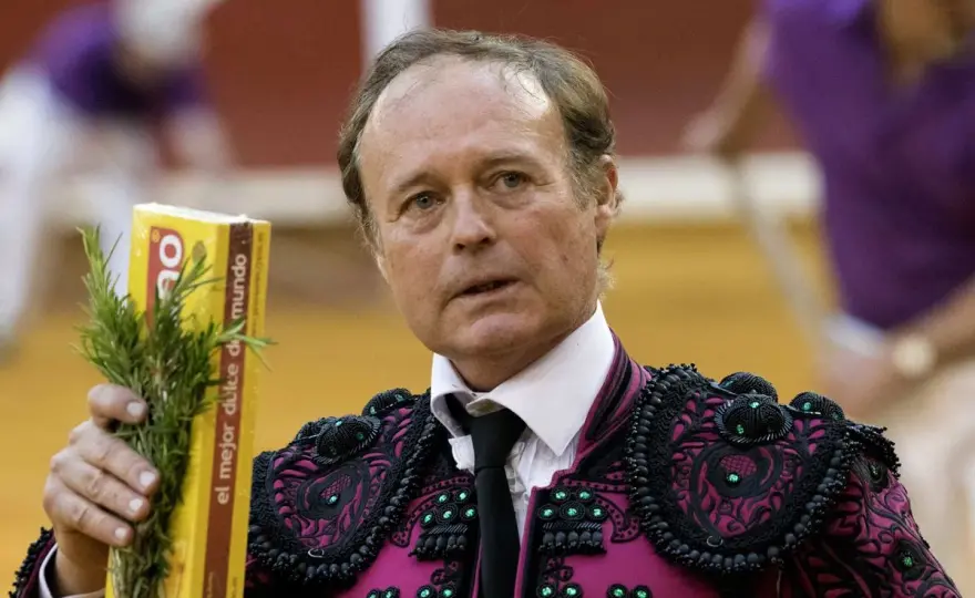 José Vázquez - ¿Ganadero o torero? Despeja la confusión