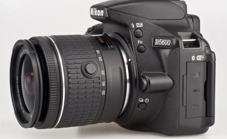 Nikon D5600 dziś - Czy nadal warto? Pełna recenzja