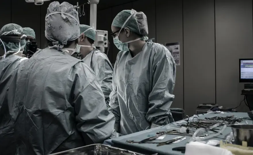 Medico Legale: Quanto Guadagna Veramente in Italia?