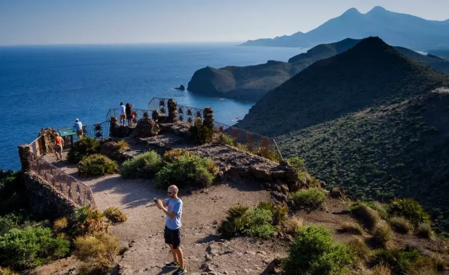 Cala de Enmedio - Guía para una visita perfecta en Cabo de Gata