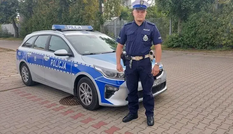 Dowiedz się kiedy policja zabiera prawo jazdy: fakty i przepisy 2025