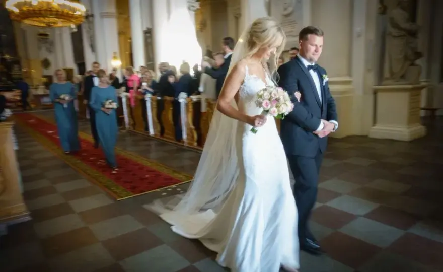 Czy wesele w piątek to grzech? Odkryj, co mówi Kościół