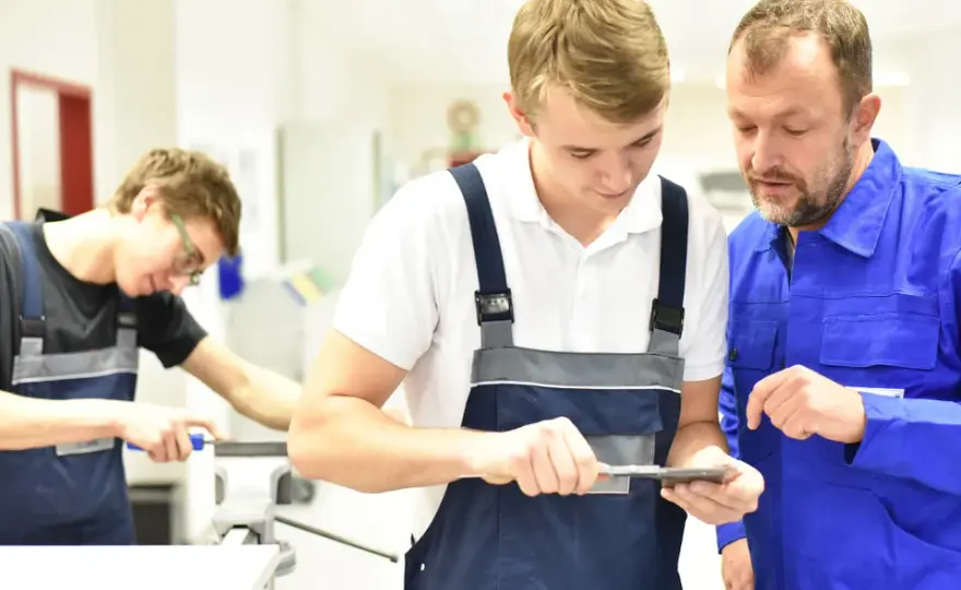 Urlop na stażu z Urzędu Pracy? Sprawdź, jakie masz prawa!