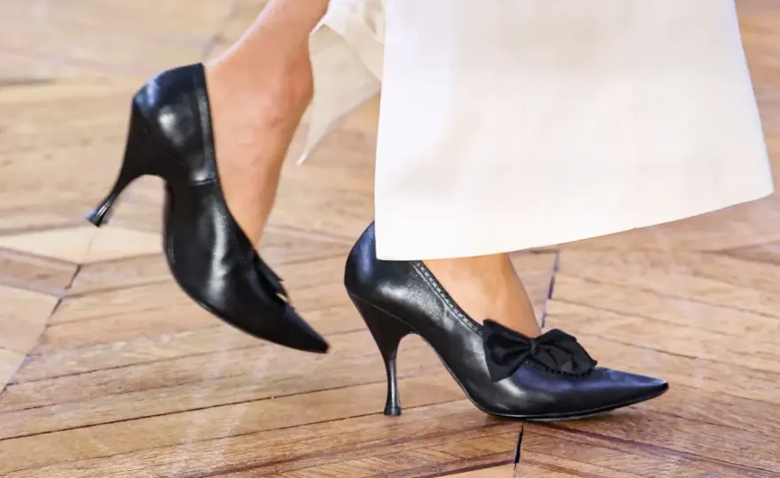 Modne buty na wiosnę 2026: Trendy, inspiracje i stylizacje