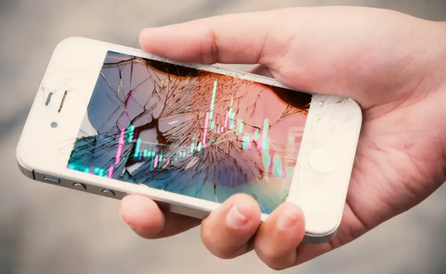 Ubezpieczenie ekranu telefonu – czy to się opłaca? Sprawdź!