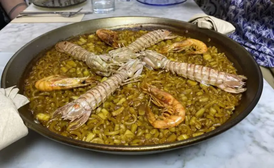 Dónde comer en Gandia - Guía para acertar con la fideuà y arroces
