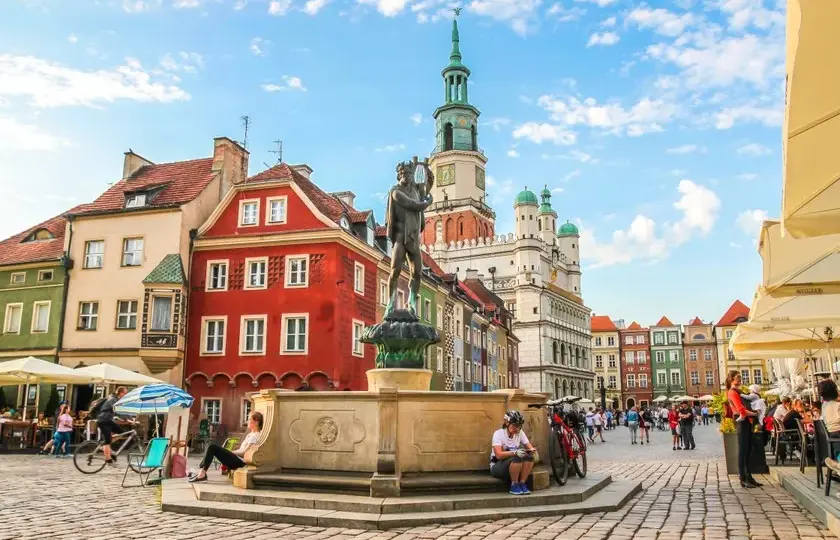 Poznań co zwiedzić? Przewodnik po atrakcjach, historii i smakach!