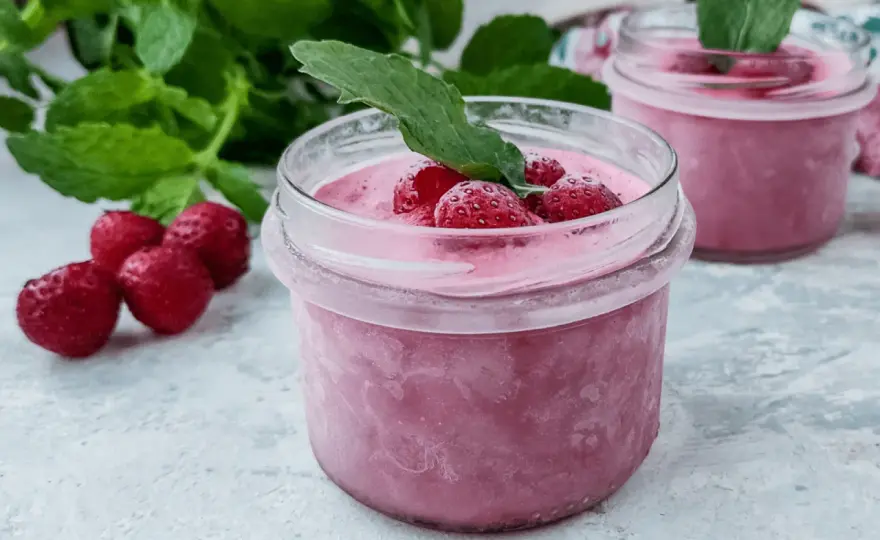 Przepisy na zdrowe lody bez cukru, które zaskoczą Twoje podniebienie