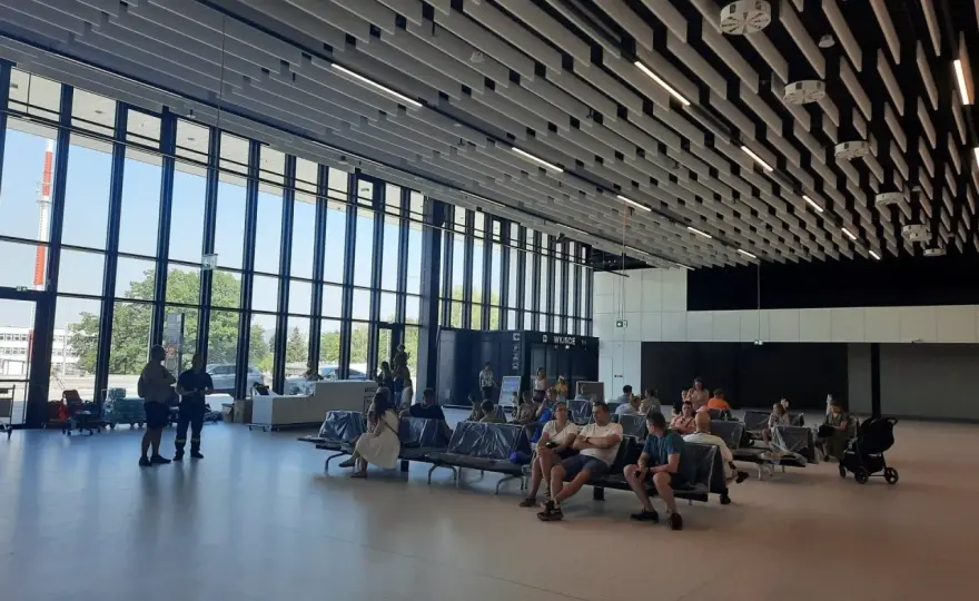 Lotnisko w Radomiu oficjalnie otwarte: poznaj szczegóły inauguracji lotu