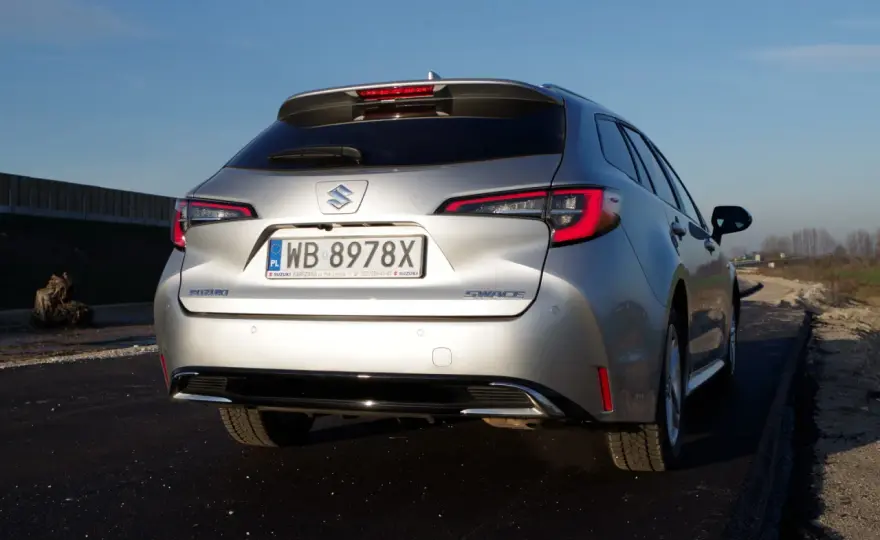 Suzuki Swace - czy to wciąż dobre hybrydowe kombi?