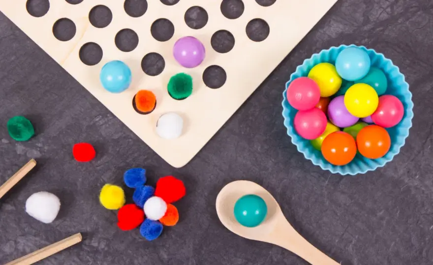Juego heurístico - Materiales clave para el desarrollo infantil