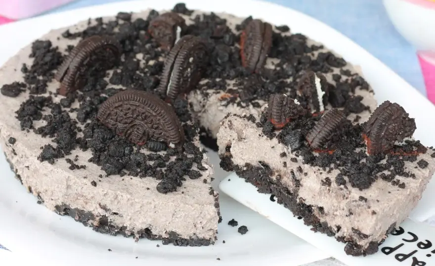 Torta Oreo senza cottura, cremosa e facile da preparare